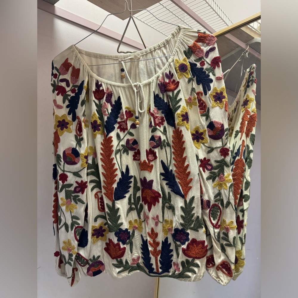 soft surroundings embroidered peasant top